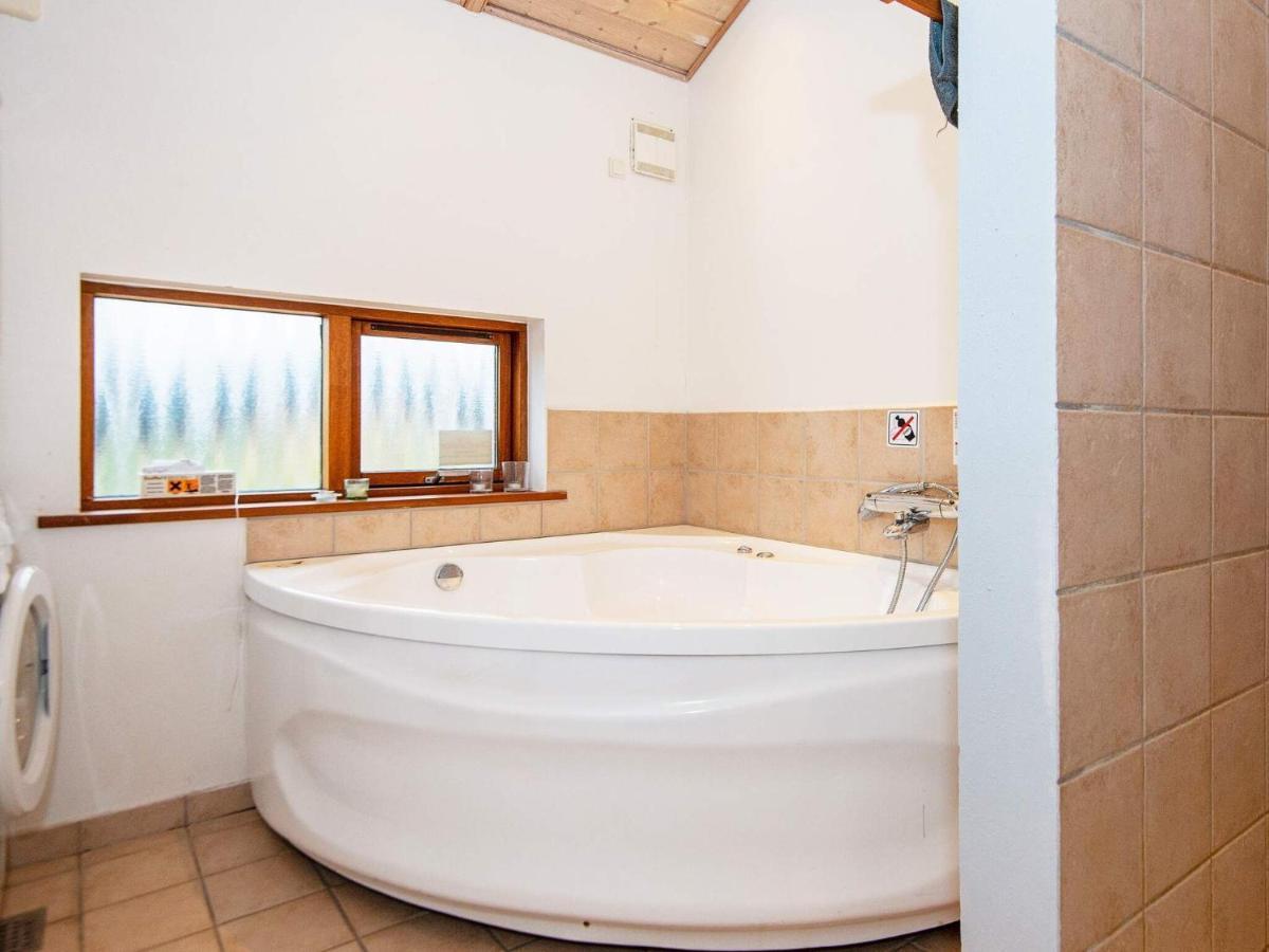 7 Person Holiday Home In Ulfborg Thorsminde Exterior photo